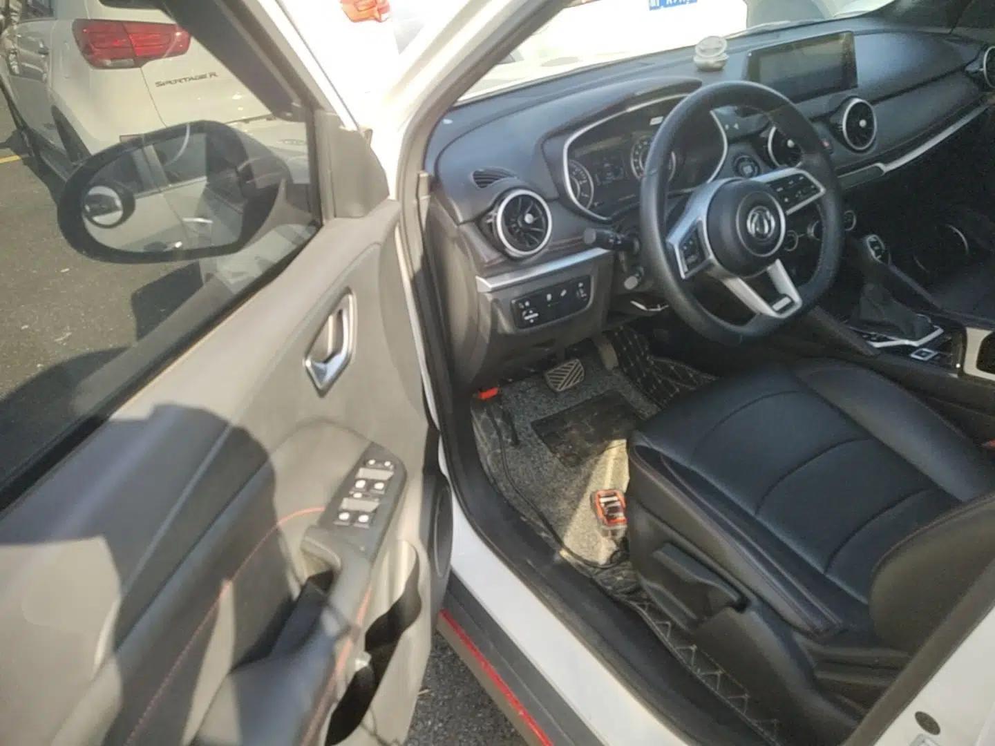 Dongfeng Fengon 500 2022 1.5T CVT Comfort Edition — миниатюра 19