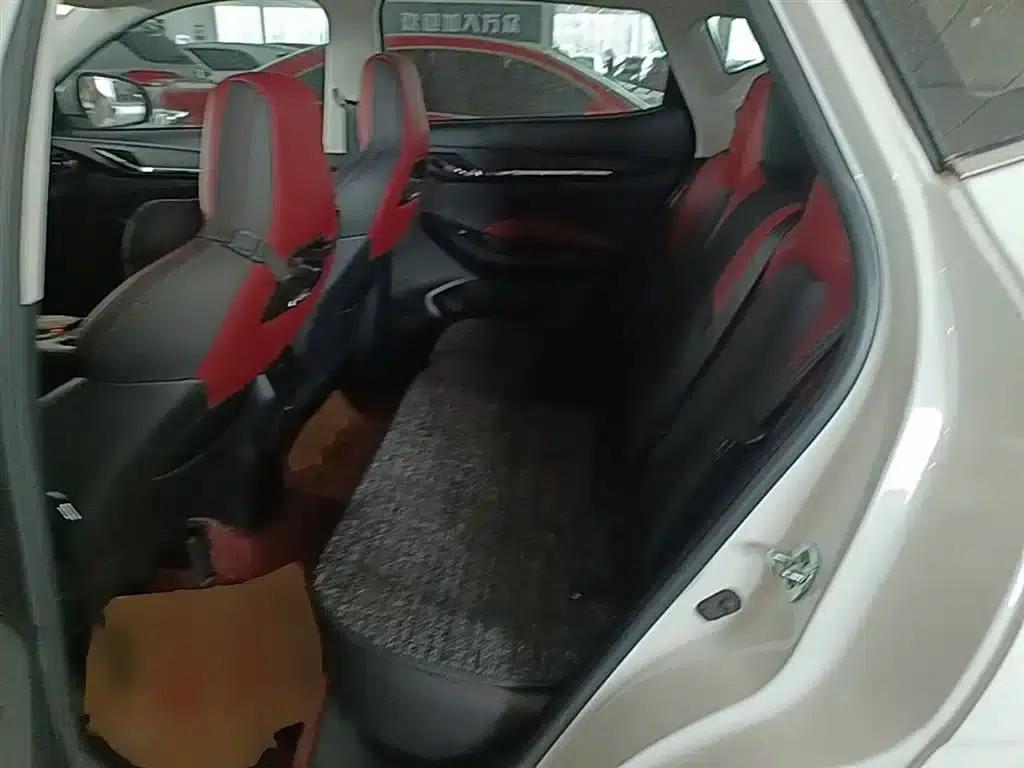 Changan Oushang X5 2021 Facelift 1.5T DCT Luxury Edition — миниатюра 17