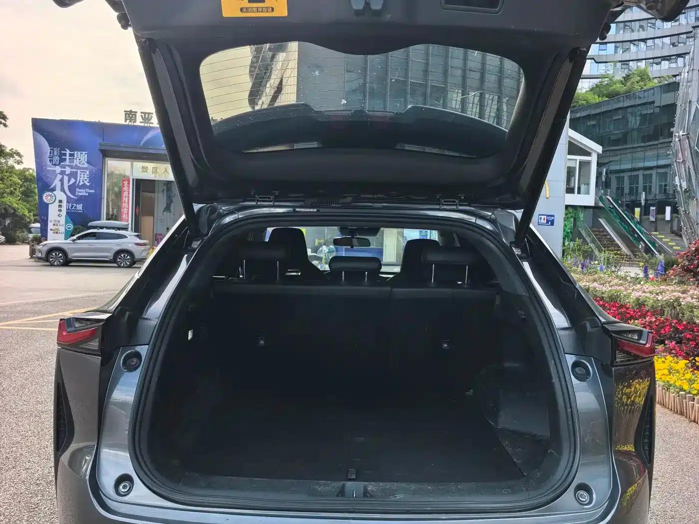 Changan Oushang Z6 2023 Blue Whale 1.5T DCT Smart Edition — миниатюра 13