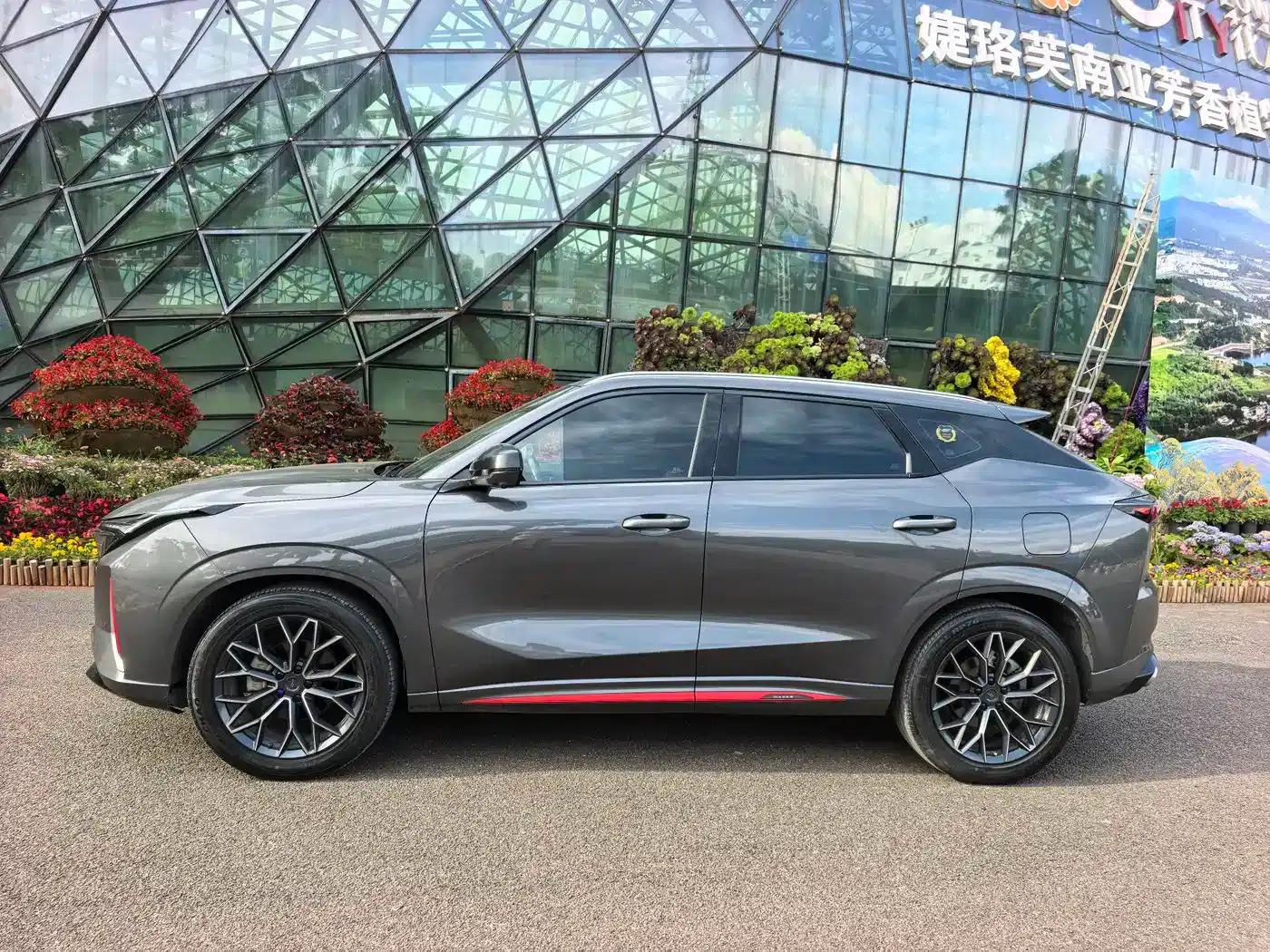 Changan Oushang Z6 2023 Blue Whale 1.5T DCT Smart Edition — миниатюра 3
