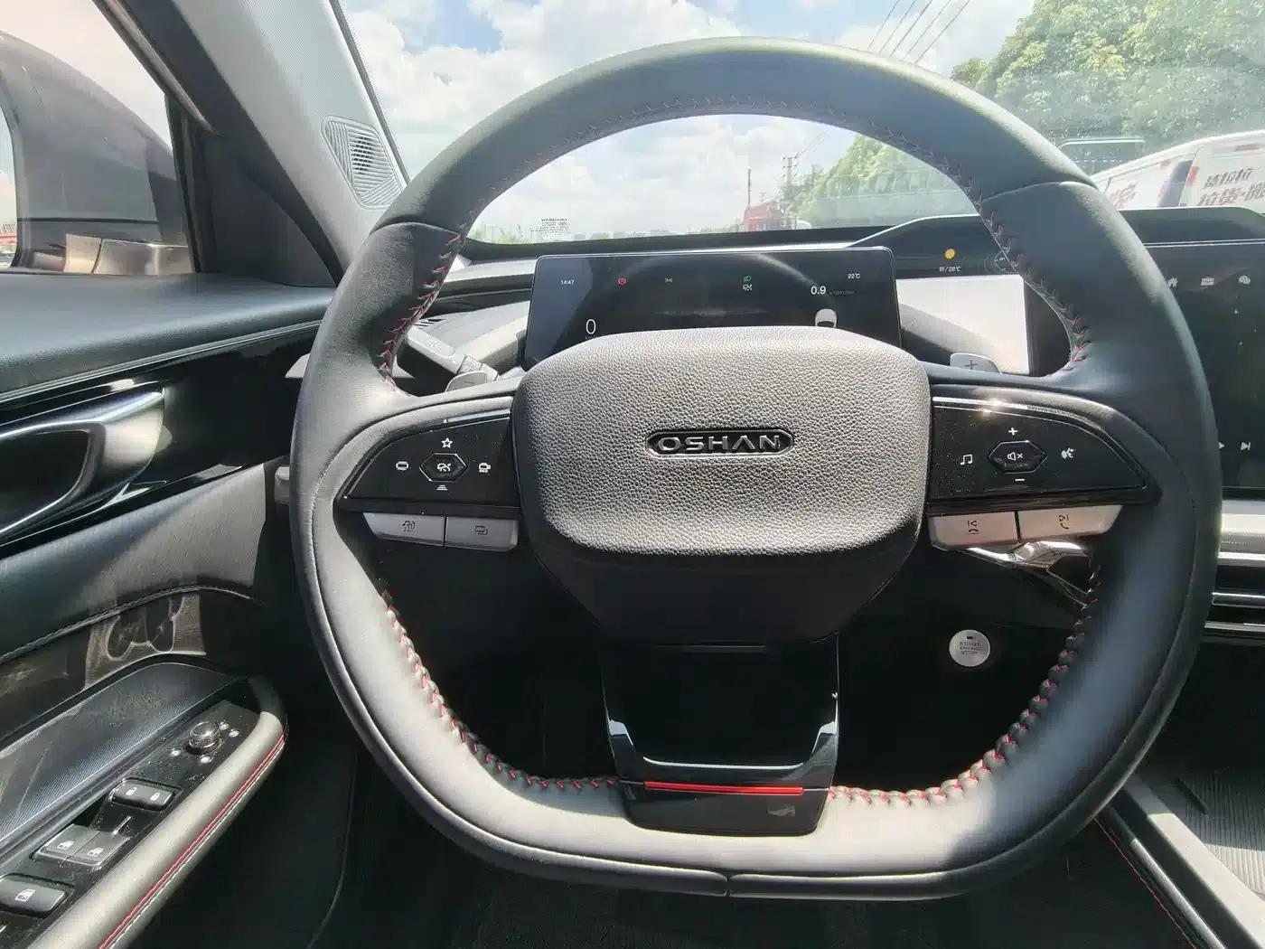 Changan Oushang Z6 2022 Blue Whale 1.5T DCT Smart City Edition — миниатюра 13