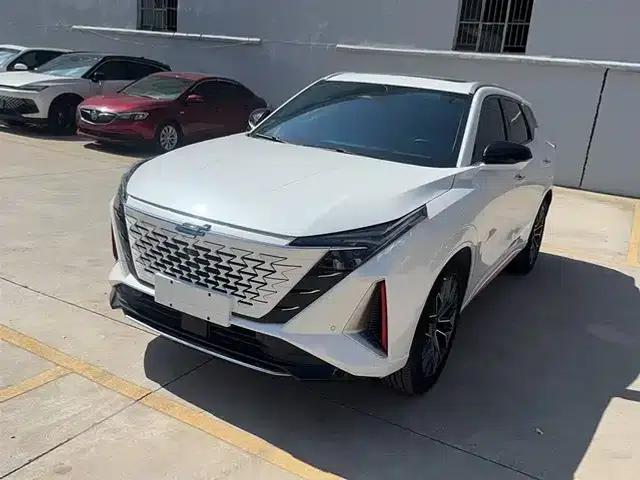 Changan Oushang Z6 2023 Blue Whale 1.5T DCT Smart Edition