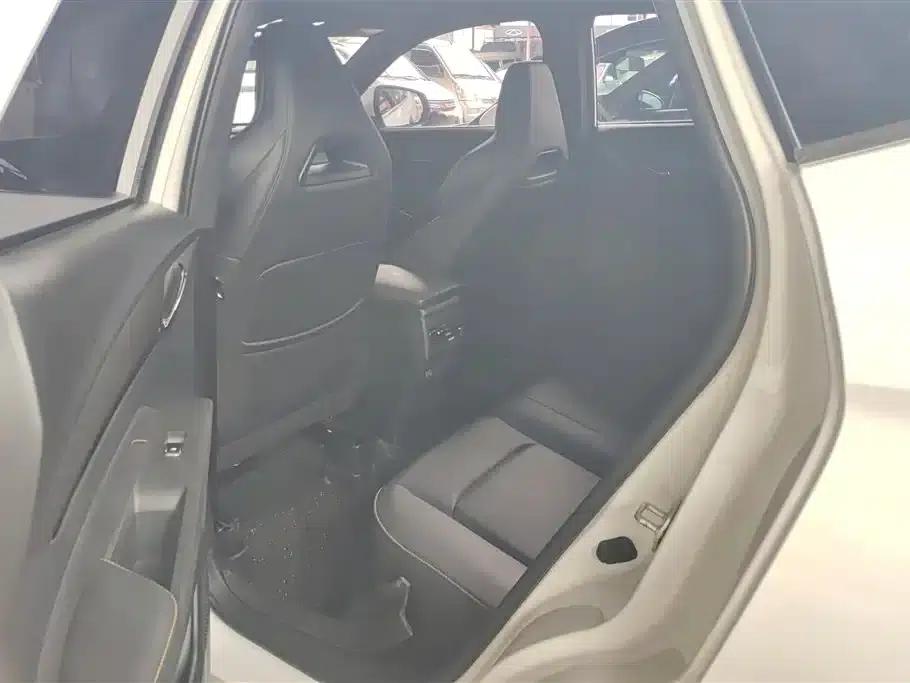 Changan Oushang X5 PLUS 2023 Facelift 1.5T DCT Premium Edition — миниатюра 11