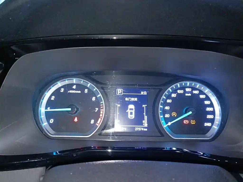 Changan Oushang X7 PLUS 2022 1.5T Blue Whale Edition Automatic Premium 7-seater — миниатюра 12