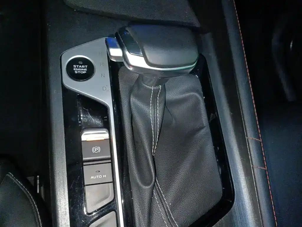 Changan Oushang X7 PLUS 2022 1.5T Blue Whale Edition Automatic Premium 7-seater — миниатюра 14