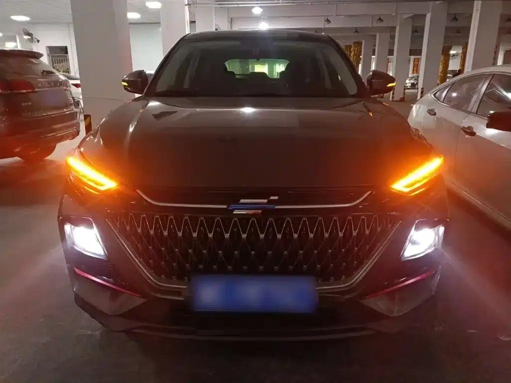 Changan Oushang X7 PLUS 2022 1.5T Blue Whale Edition Automatic Premium 7-seater — миниатюра 3