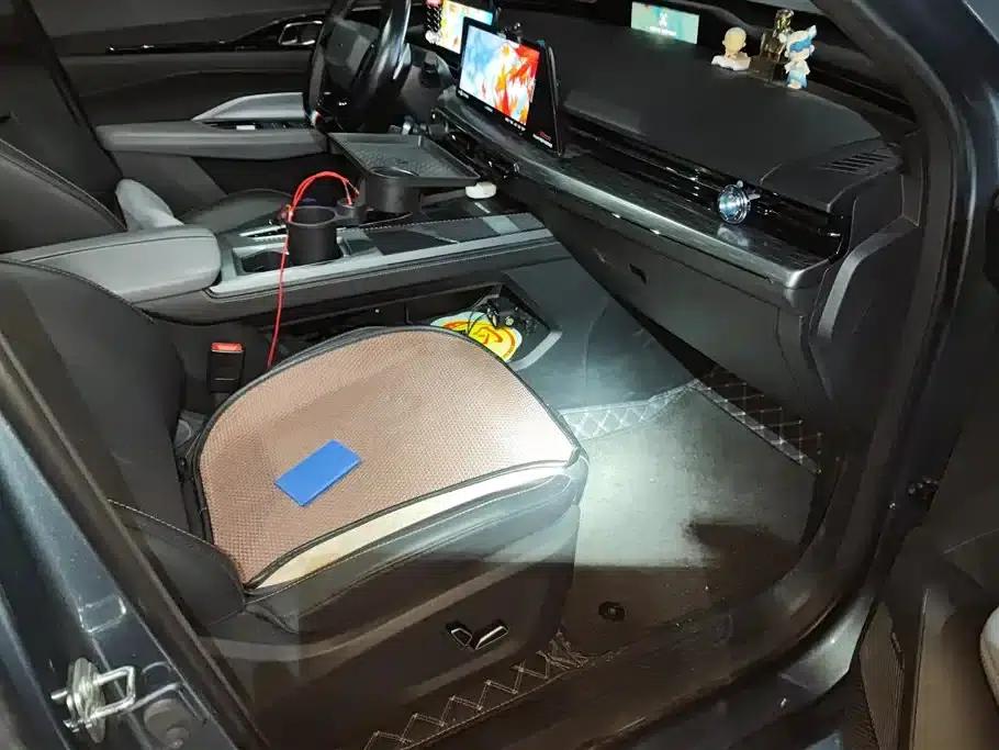 Changan Oushang Z6 New Energy 2023 Model, Smart Electric iDD 150KM Flagship PLUS Smart Parking Edition — миниатюра 8