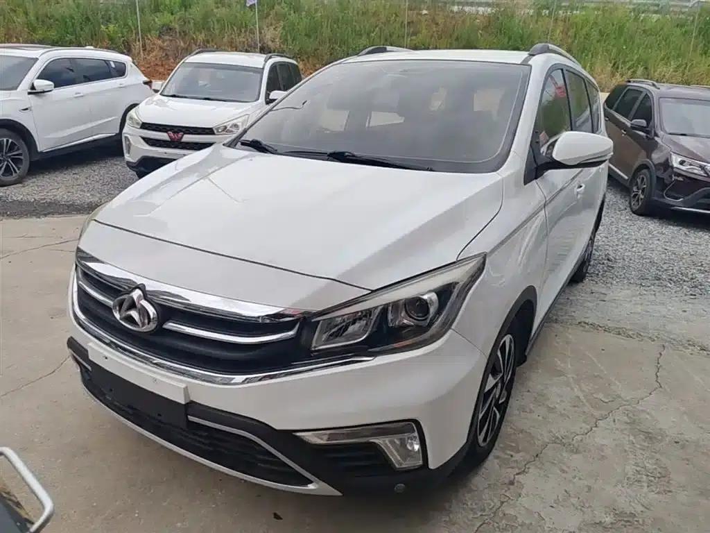 Changan Oushang A800 2017 1.6L Manual Comfort Model — миниатюра 2