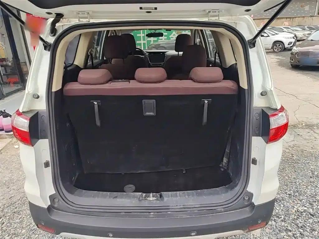 Changan Oushang A800 2017 1.6L Manual Comfort Model — миниатюра 18