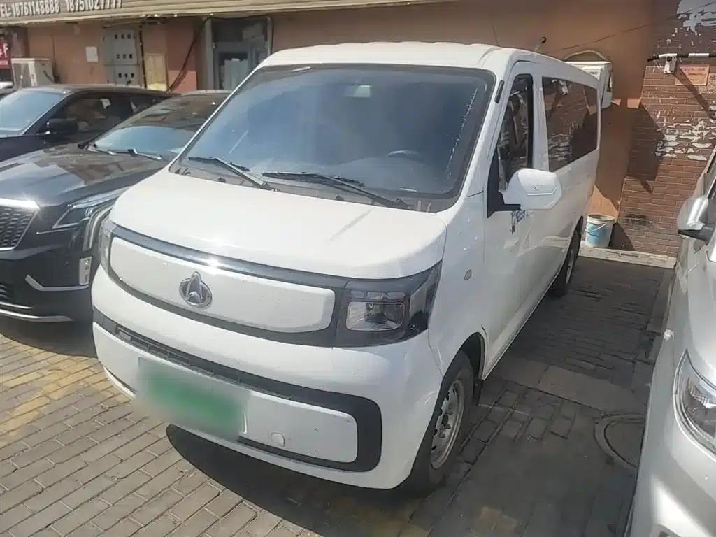 Changan Ruixing EM80 2025 Passenger Edition Comfort Model 6 Seats 300km Range Double Door — миниатюра 2