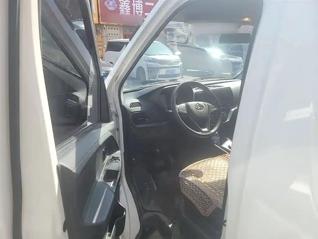Changan Ruixing EM80 2025 Passenger Edition Comfort Model 6 Seats 300km Range Double Door — миниатюра 12