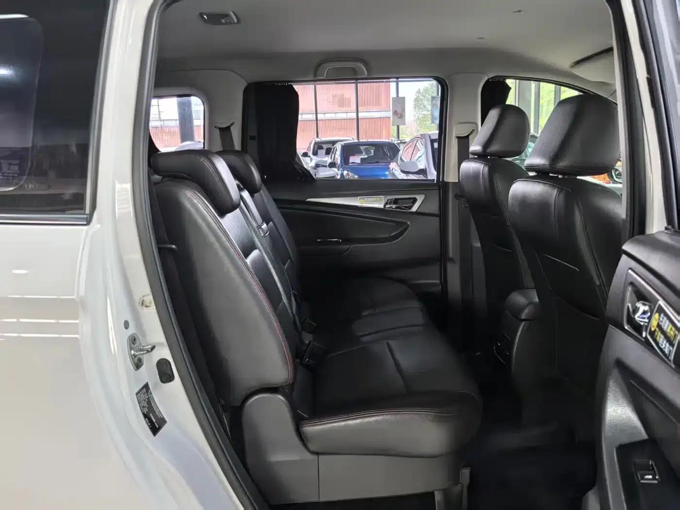 Changan Oushang A600 2016 1.5L Manual Elite 7-Seater — миниатюра 11