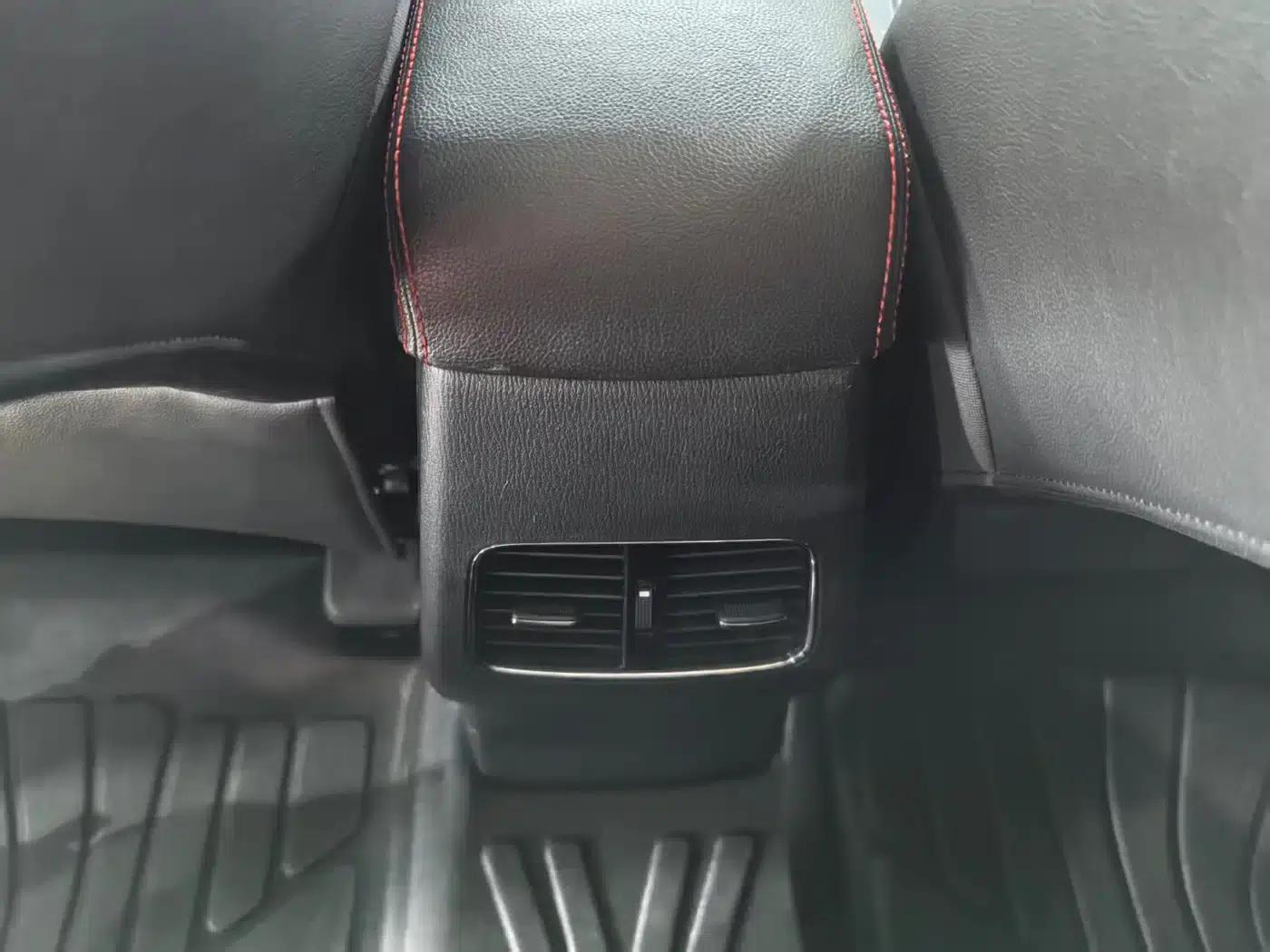 Changan Oushang A600 2016 1.5L Manual Elite 7-Seater — миниатюра 16