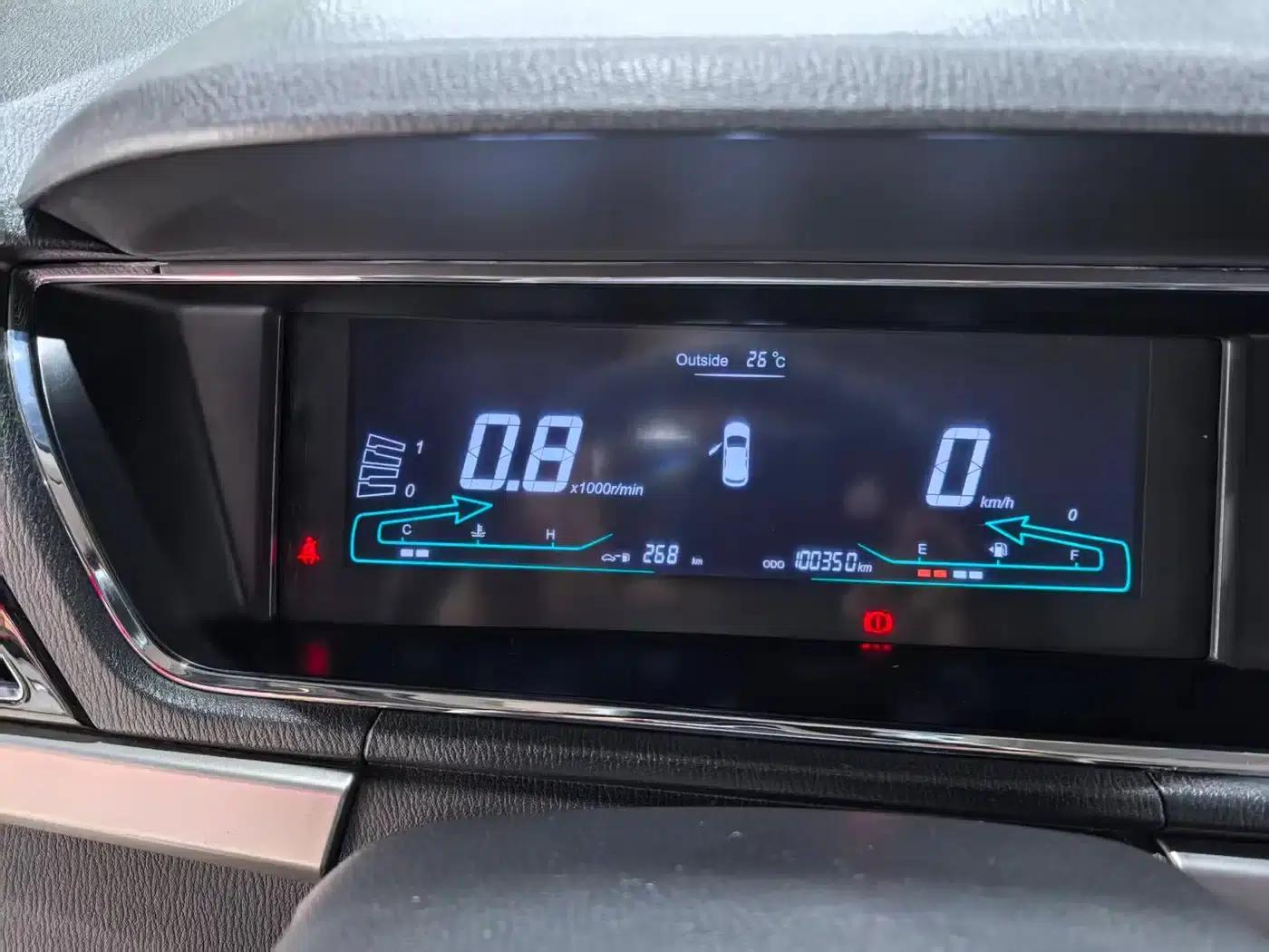 Changan Oushang A600 2016 1.5L Manual Elite 7-Seater — миниатюра 17