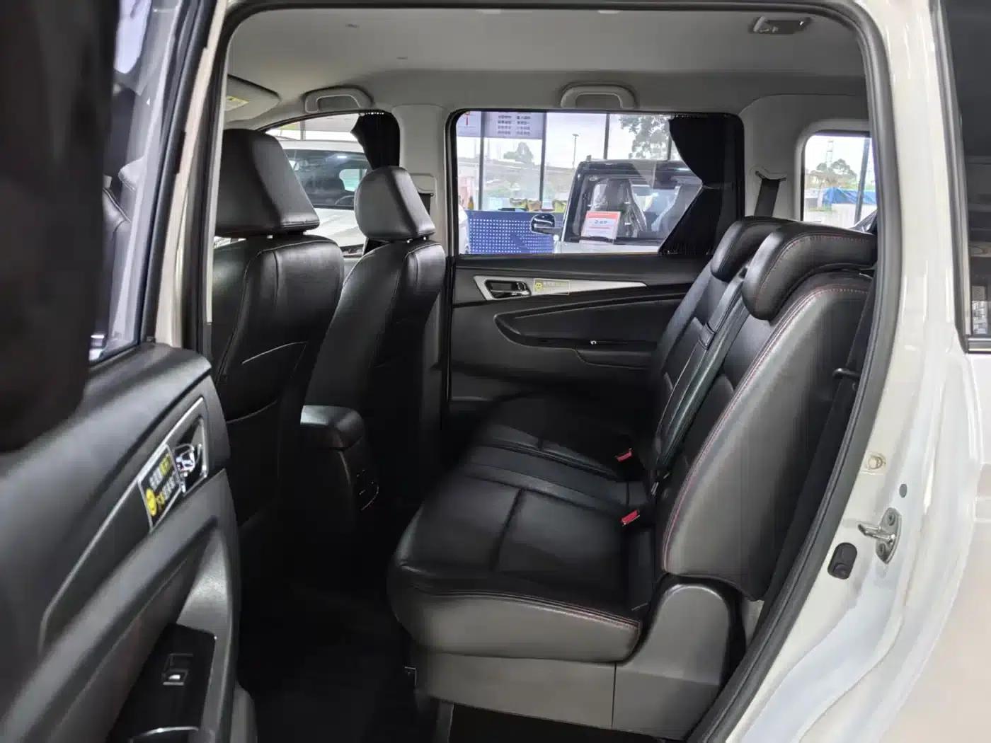 Changan Oushang A600 2016 1.5L Manual Elite 7-Seater — миниатюра 10