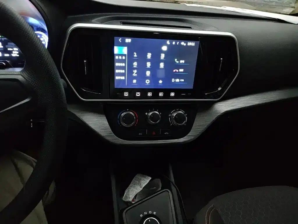 Changan Ruixing EM60 2025 Passenger Edition Comfort Model 6 Seats 300km/h Hatchback — миниатюра 6