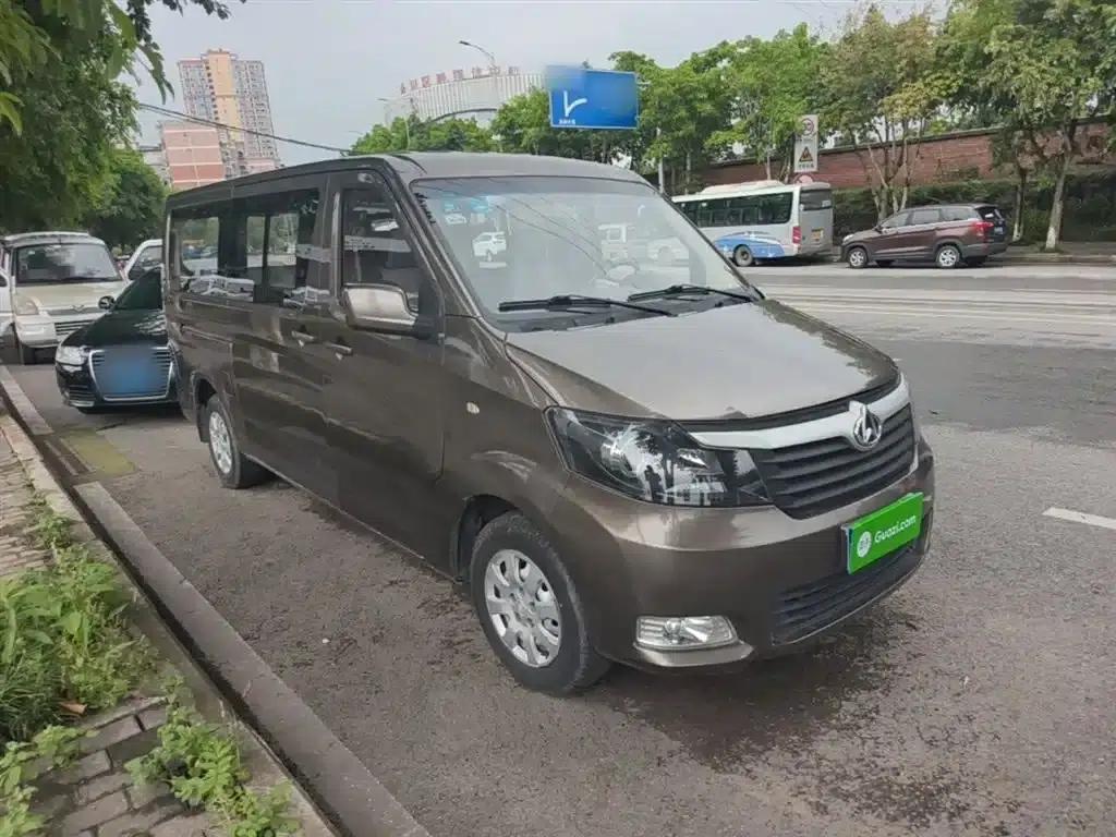 Changan Ruixing M90 2017 2.0L Value Edition 7-seater hatchback 4G94S — миниатюра 4