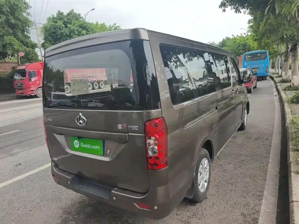 Changan Ruixing M90 2017 2.0L Value Edition 7-seater hatchback 4G94S — миниатюра 7