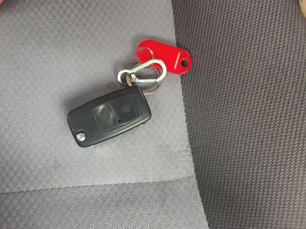 Changan Ruixing M90 2017 2.0L Value Edition 7-seater hatchback 4G94S — миниатюра 9