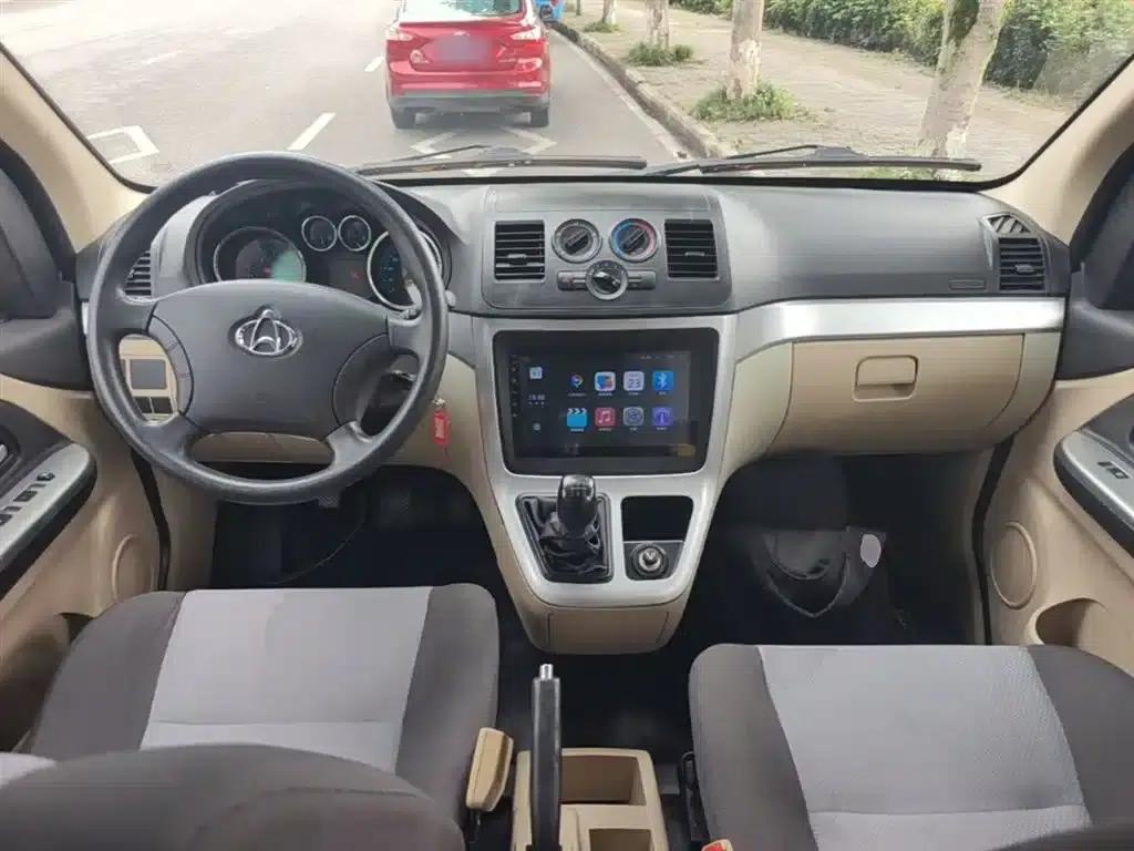 Changan Ruixing M90 2017 2.0L Value Edition 7-seater hatchback 4G94S — миниатюра 10