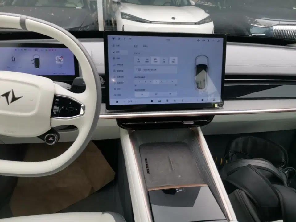 Dongfeng eπ eπ007 2024 Pure Electric 540 All-Wheel Drive Max Edition — миниатюра 12