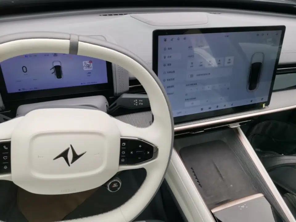 Dongfeng eπ eπ007 2024 Pure Electric 540 All-Wheel Drive Max Edition — миниатюра 13