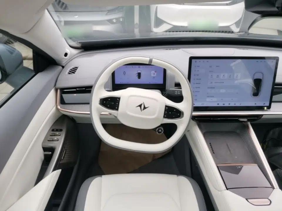 Dongfeng eπ eπ007 2024 Pure Electric 540 All-Wheel Drive Max Edition — миниатюра 10