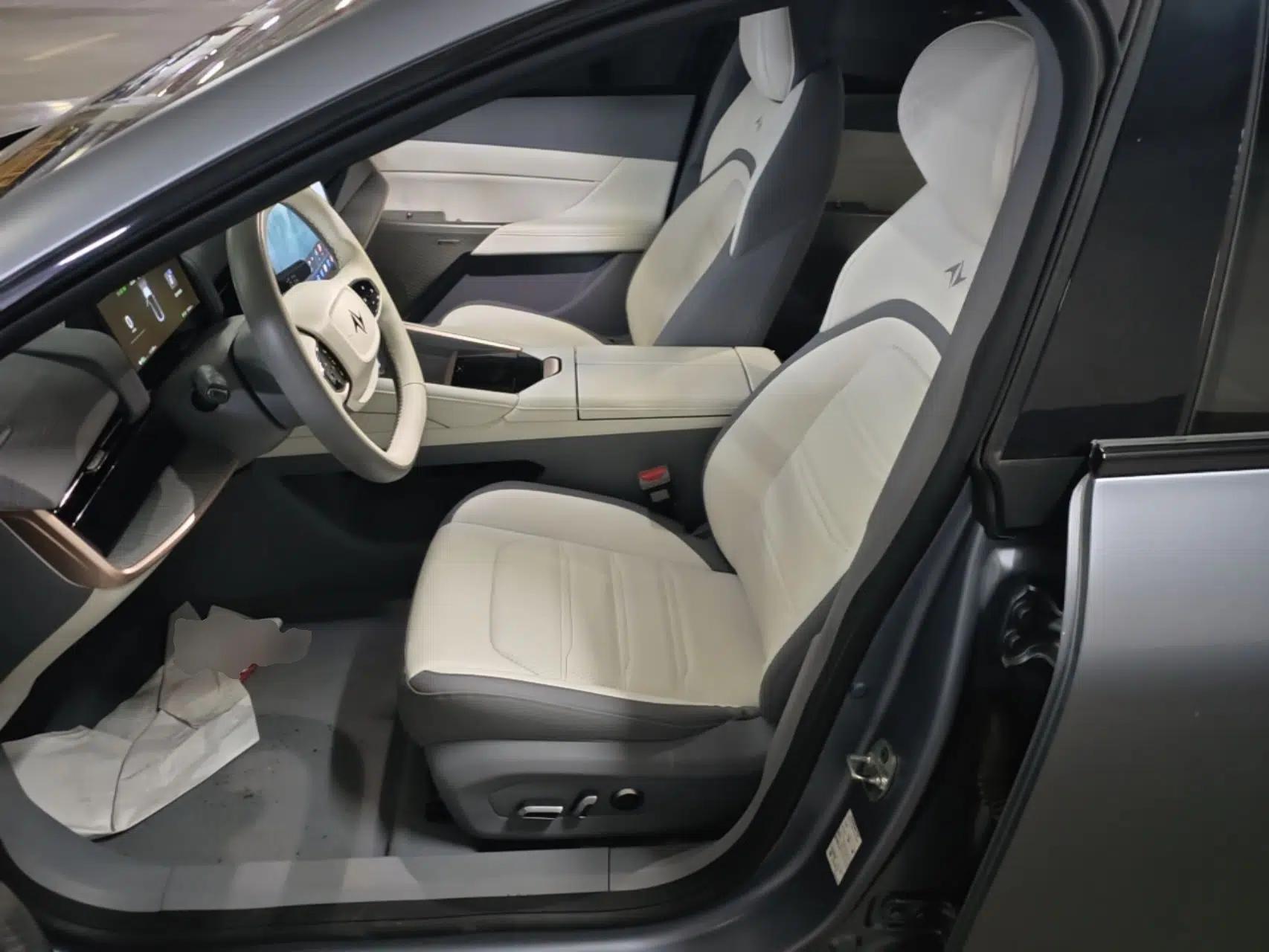 Dongfeng eπ eπ007 2024 Pure Electric 540 All-Wheel Drive Max Edition — миниатюра 18