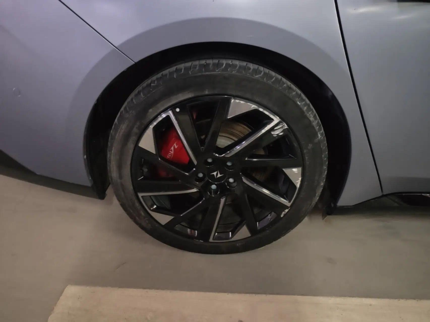 Dongfeng eπ eπ007 2024 Pure Electric 540 All-Wheel Drive Max Edition — миниатюра 10