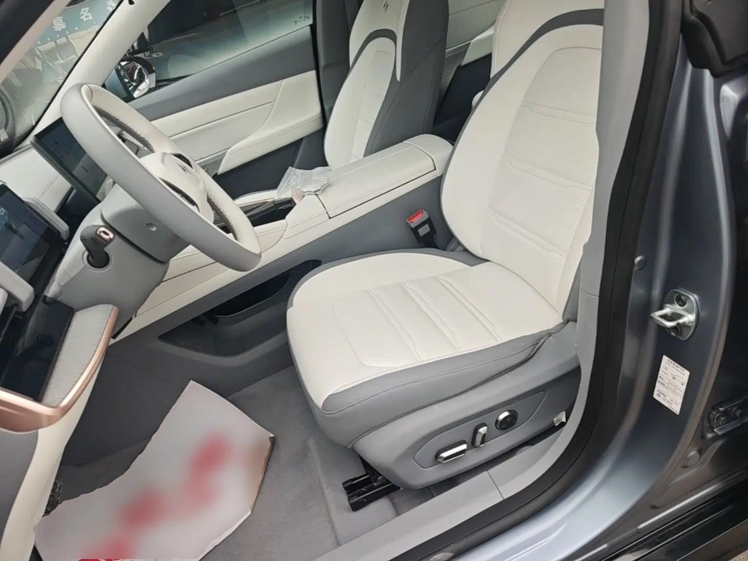 Dongfeng eπ eπ007 2024 Pure Electric 540 All-Wheel Drive Max Edition — миниатюра 14