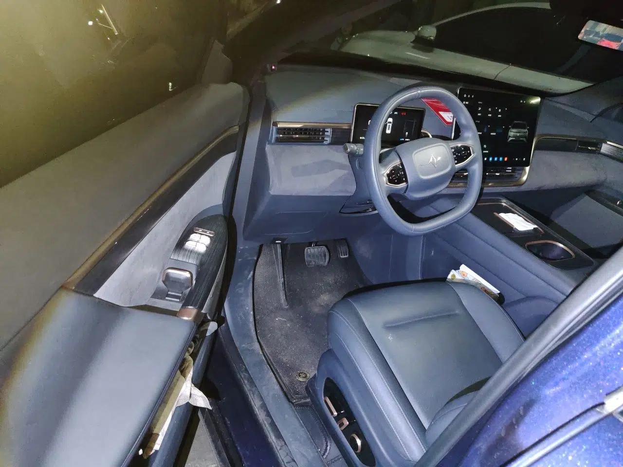 Dongfeng eπ eπ008 2024 636Max All-Electric Version 6 Seats — миниатюра 17