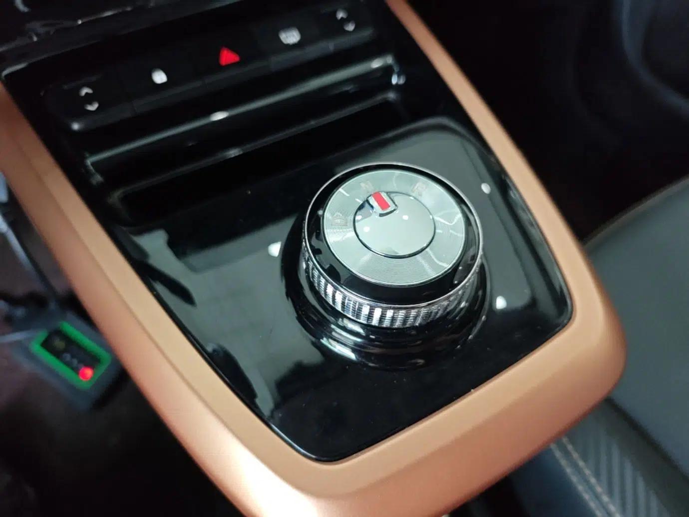 Dongfeng NAMMI BOX 2022 Revised Light Wind Edition 201 km Standard Version — миниатюра 16