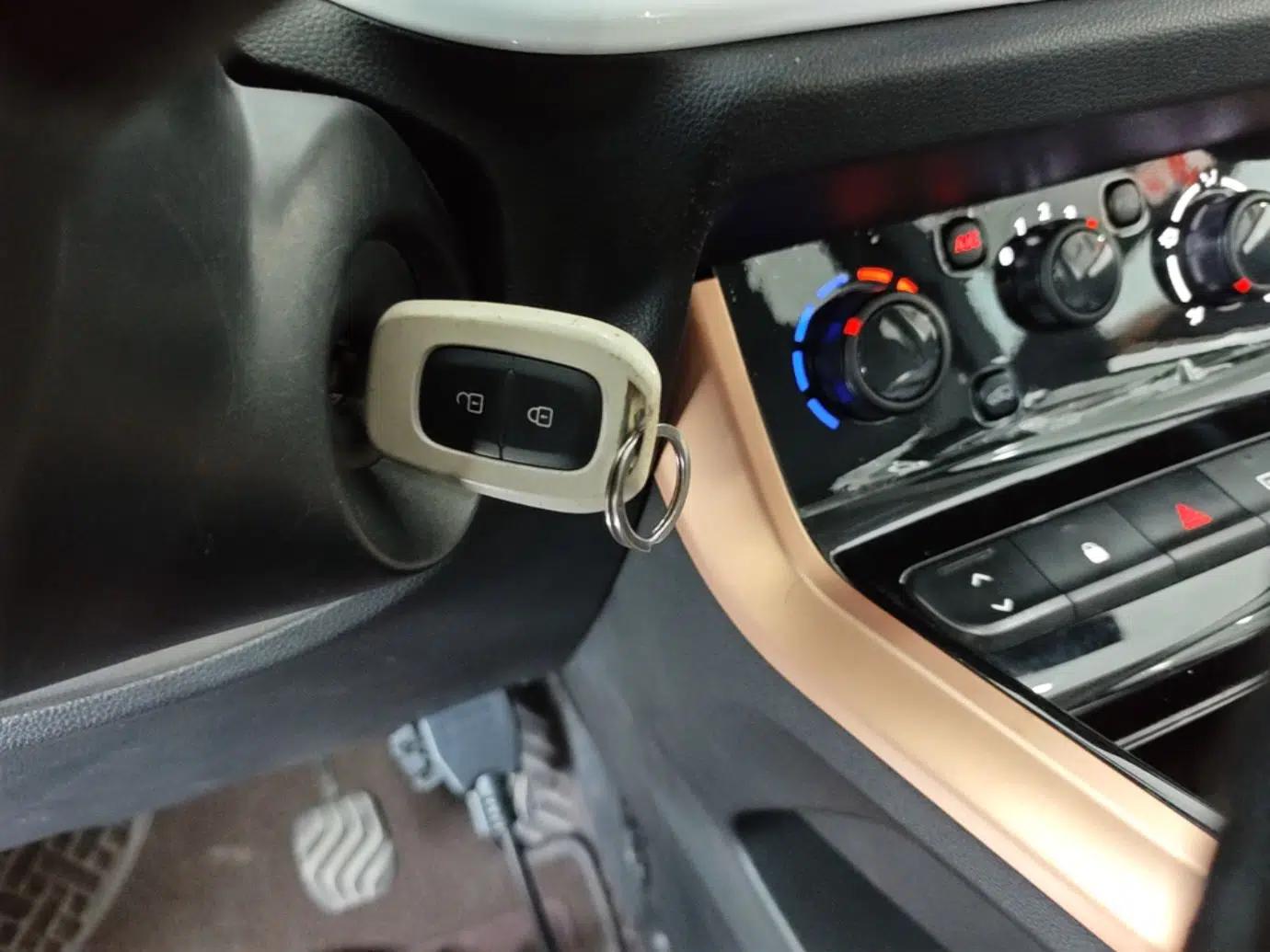 Dongfeng NAMMI BOX 2022 Revised Light Wind Edition 201 km Standard Version — миниатюра 22