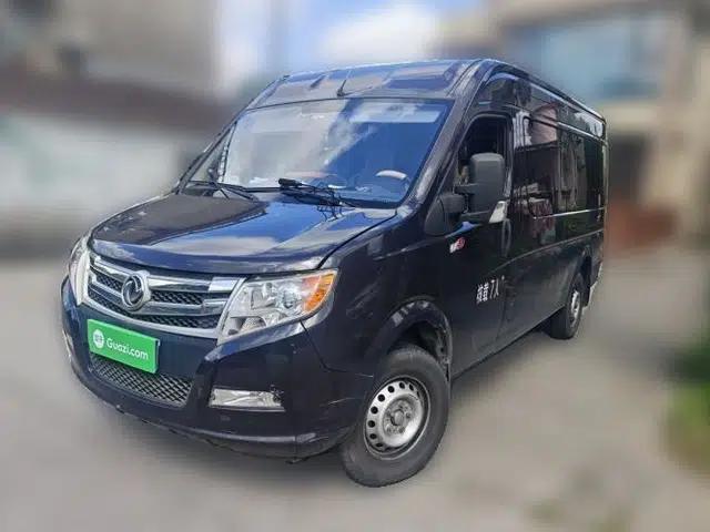 Dongfeng Yufeng 2020 2.3T Economy Logistics Vehicle Long Wheelbase Mid-Roof Design 5-9 Seater WP2.3
