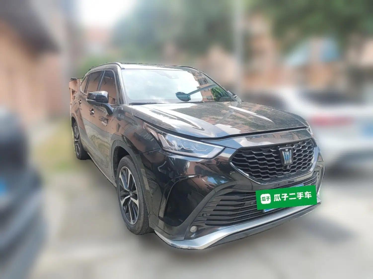 Toyota Crown Kluger 2023 2.5L HEV Four-Wheel Drive Flagship Edition — миниатюра 3