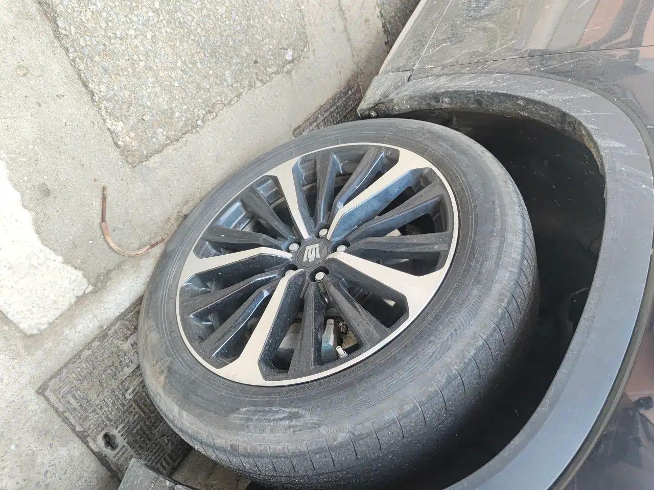 Toyota Crown Kluger 2023 2.5L HEV Four-Wheel Drive Flagship Edition — миниатюра 8