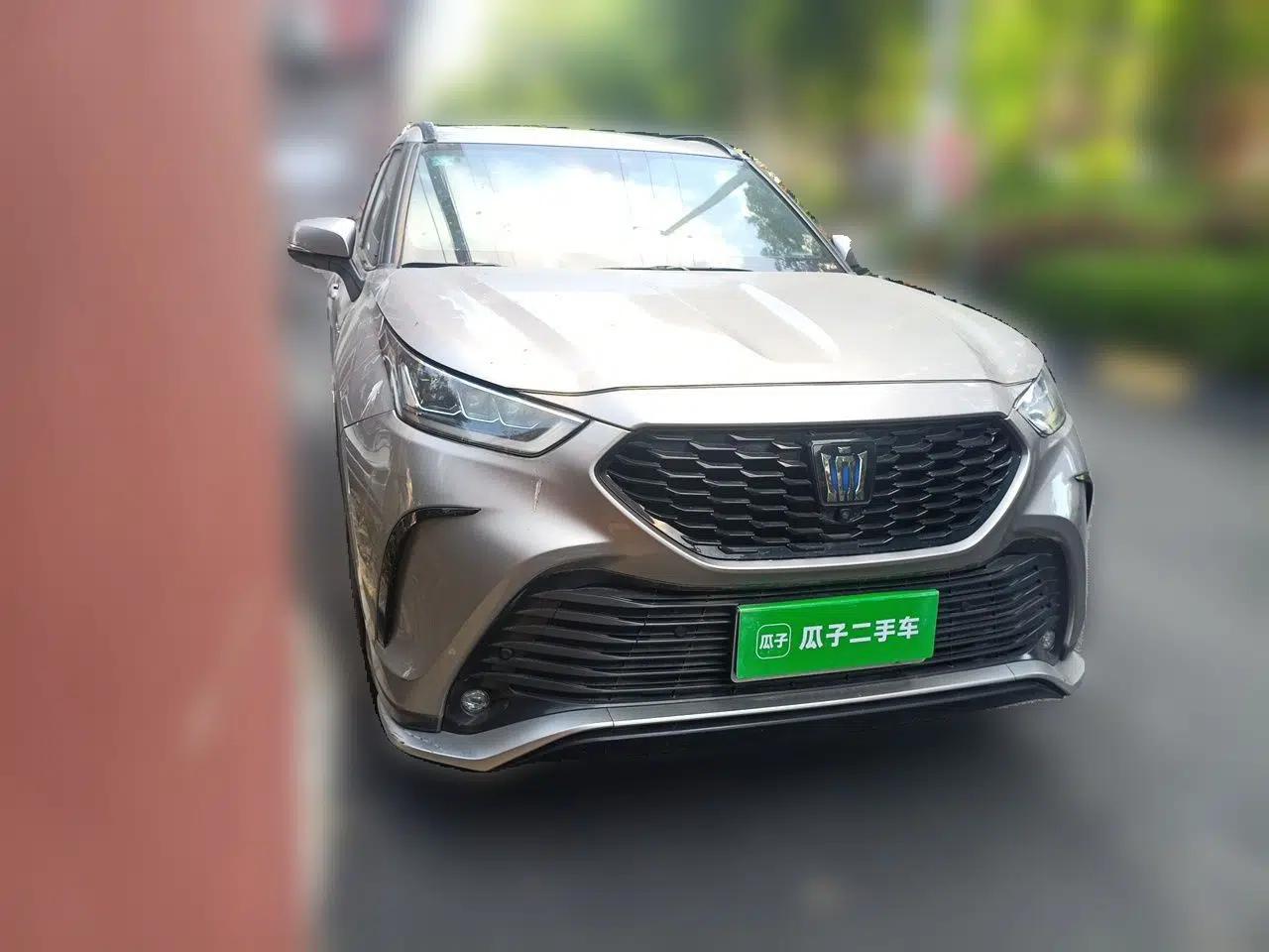 Toyota Crown Kluger 2021 2.5L HEV Four-Wheel Drive Premium Edition — миниатюра 3