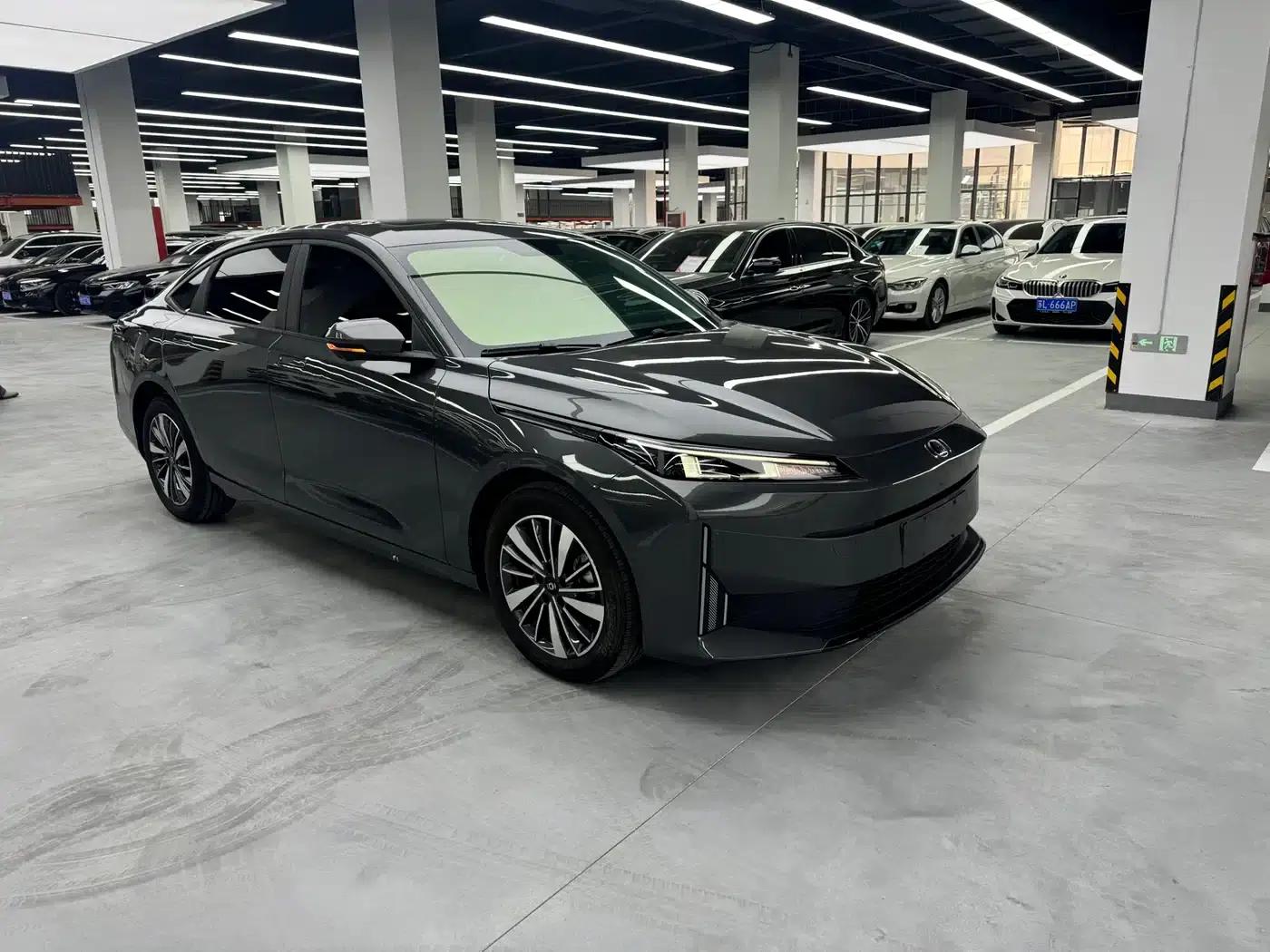 Changan Qiyuan A05 2025 Model - Truly Delicious Edition 70 Leading Type — миниатюра 3