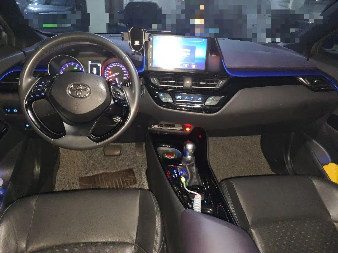 Toyota IZOA 2018 2.0L Yichi Version China VI Standard — миниатюра 10