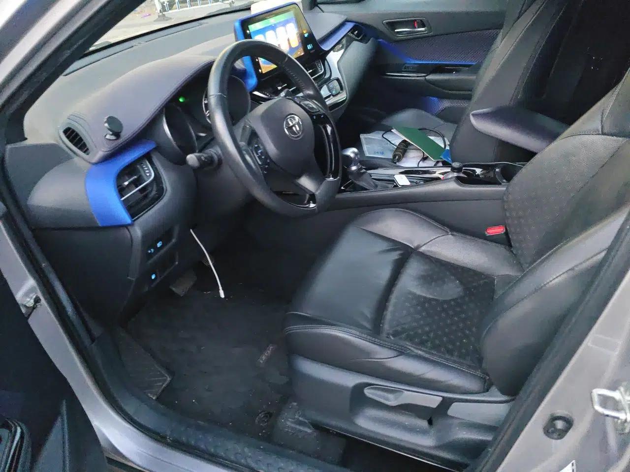 Toyota IZOA 2018 2.0L Yichi Version China VI Standard — миниатюра 16
