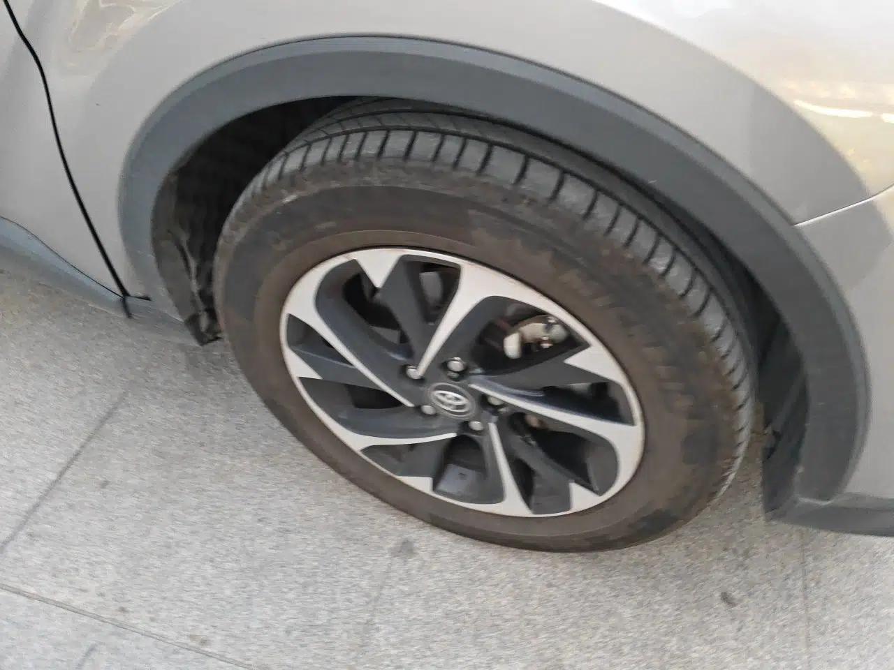 Toyota IZOA 2018 2.0L Yichi Version China VI Standard — миниатюра 8