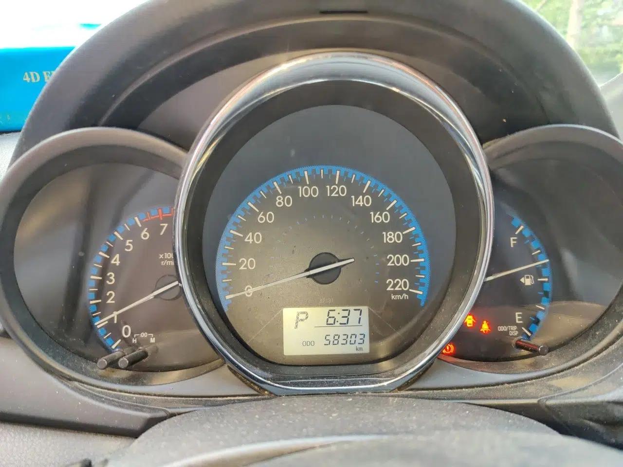 Toyota Vios FS 2017 1.5L CVT Fengchi Edition — миниатюра 12