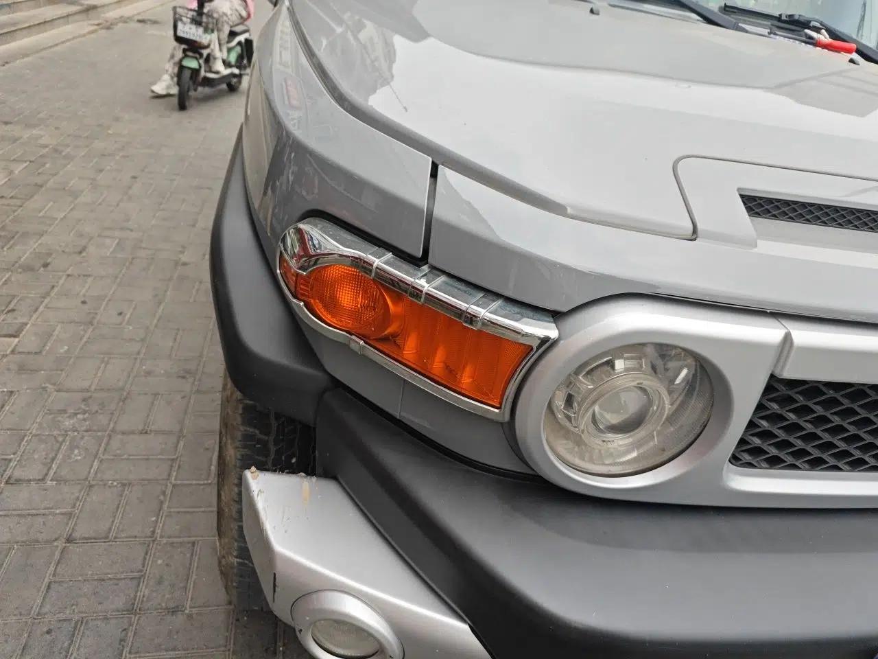 Toyota FJ Cruiser  — миниатюра 7