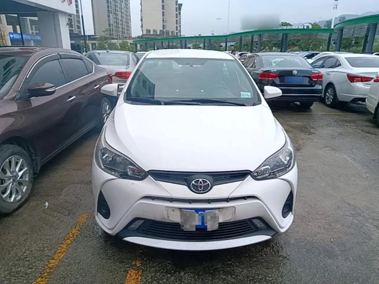 Toyota YARiS L Zhi Xiang 2017 1.5E CVT Dynamic Edition — миниатюра 2
