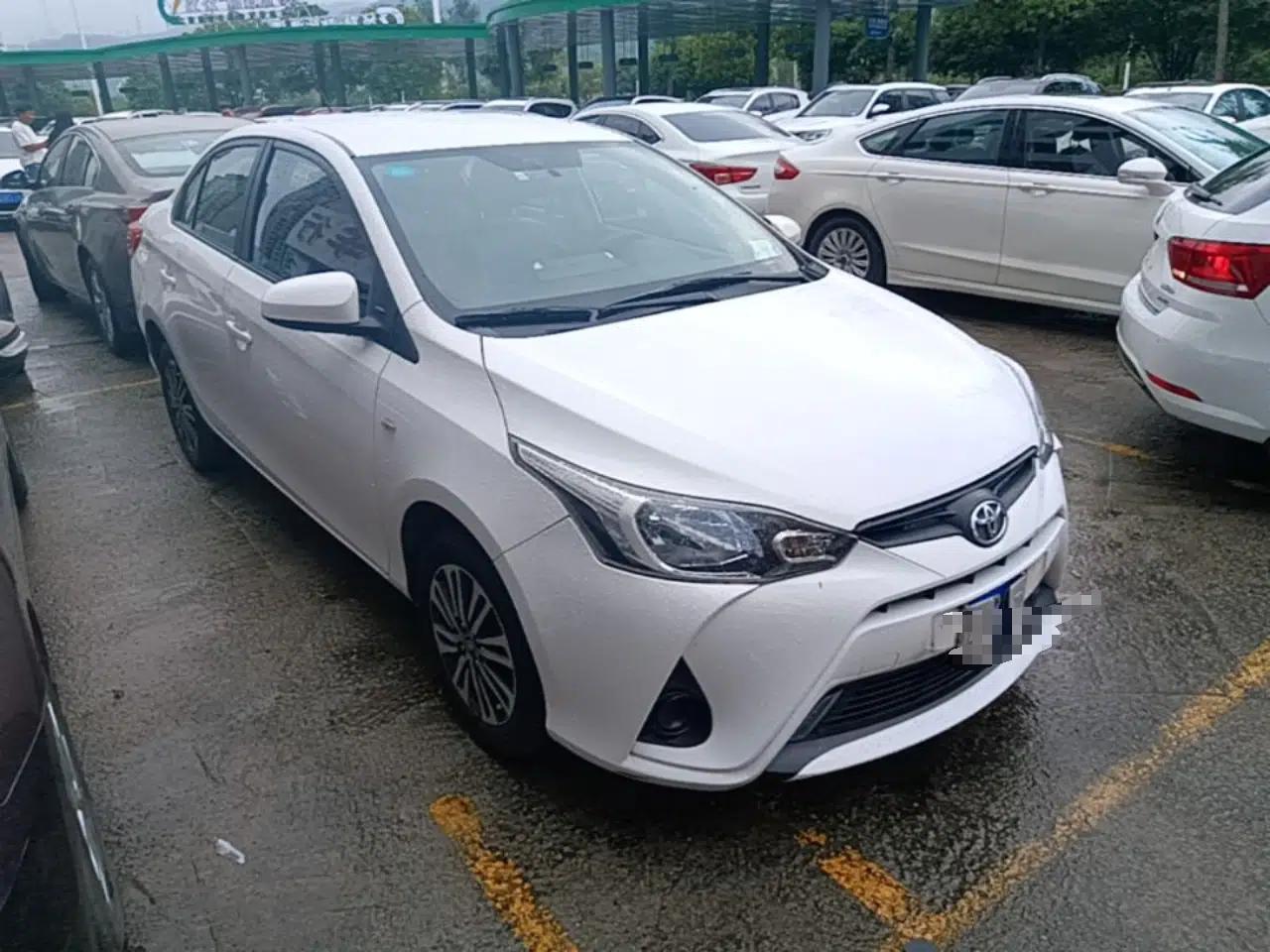 Toyota YARiS L Zhi Xiang 2017 1.5E CVT Dynamic Edition — миниатюра 3