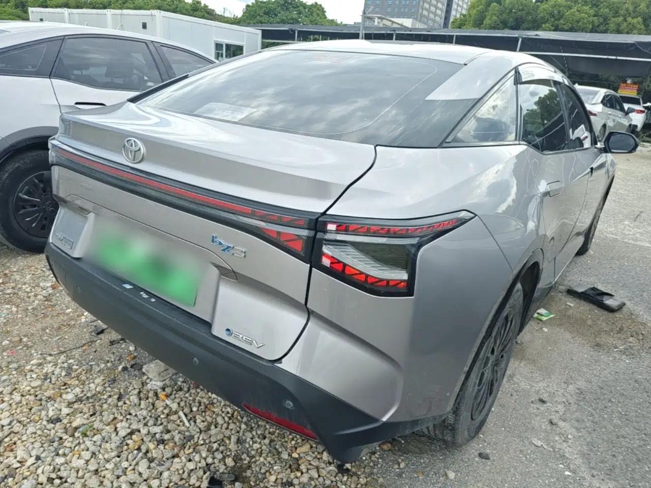 Toyota bZ3 2024 517 km Elite PRO — миниатюра 6