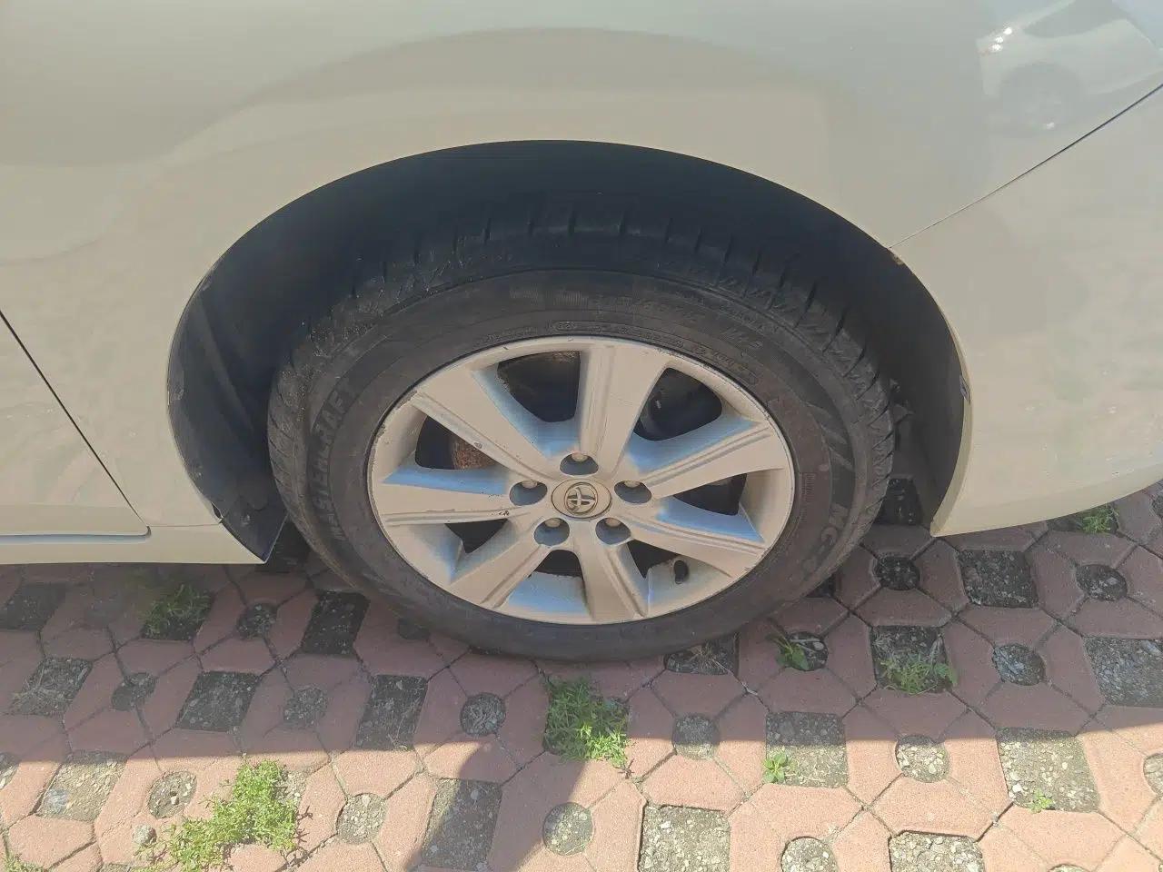 Toyota Verso 2011 180G CVT Luxury Edition — миниатюра 8