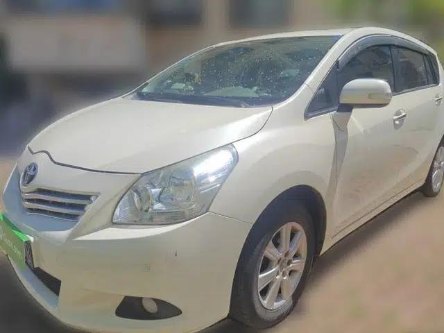 Toyota Verso 2011 180G CVT Luxury Edition
