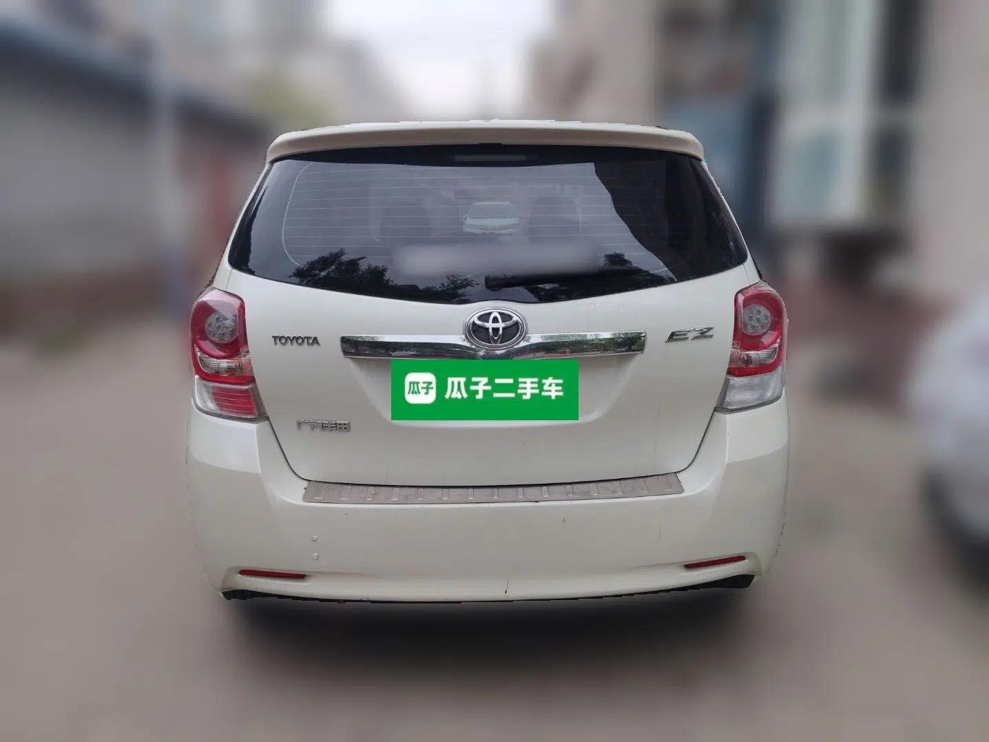 Toyota Verso 2014 Starlight 180G CVT Comfort Edition — миниатюра 5