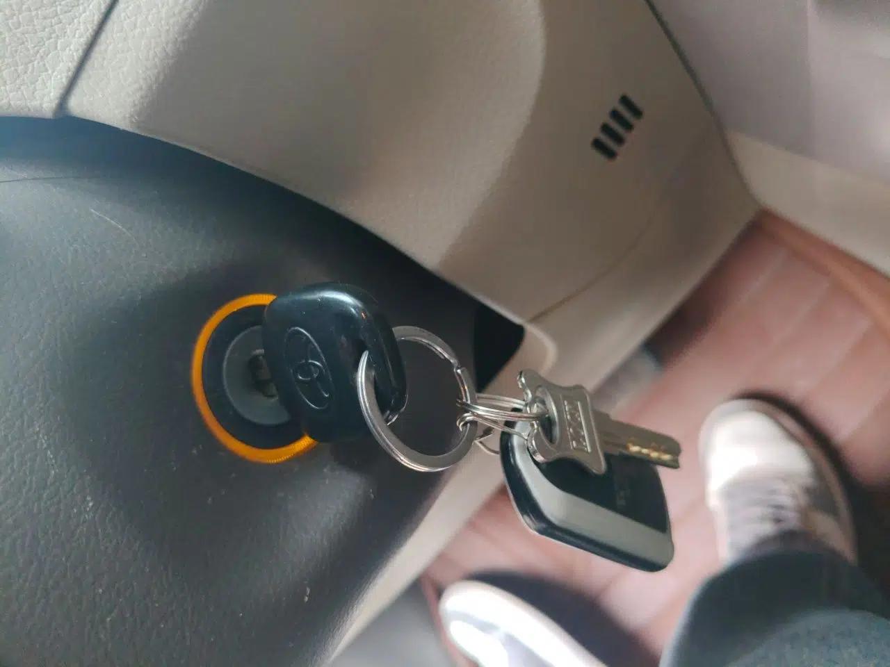 Toyota Verso 2014 Starlight 180G CVT Comfort Edition — миниатюра 9
